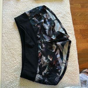 Small short short lululemon shorts